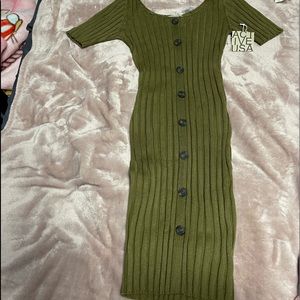 Green dress active usa